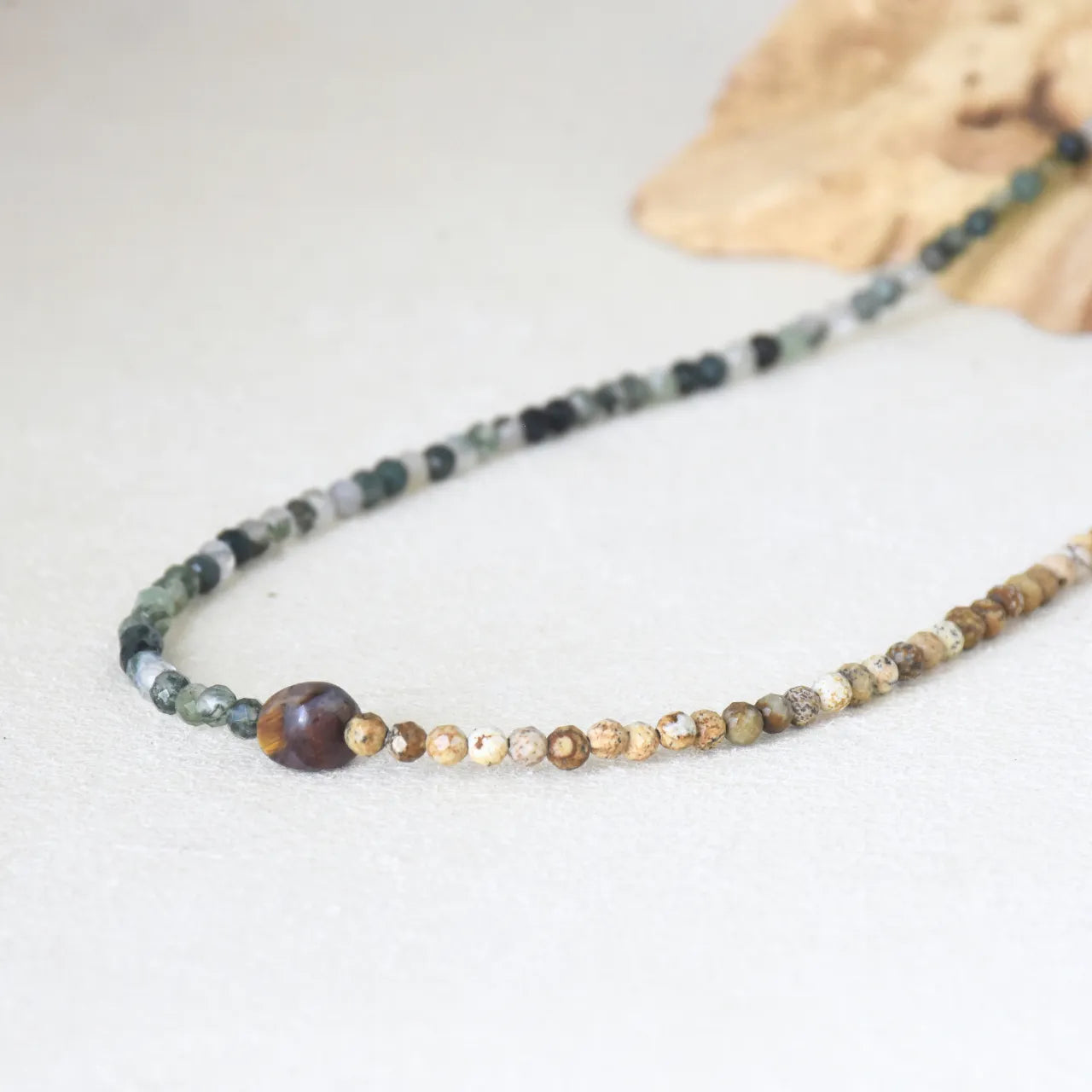 小道の散歩 Bush Walk -Aussie Color Necklace-