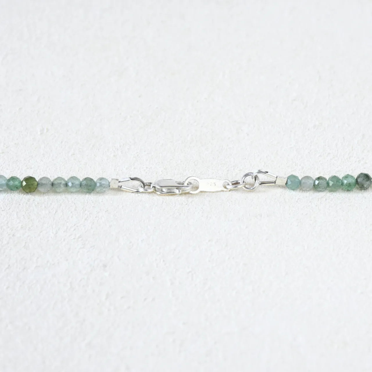 緑の遊歩道 Green Forest -Aussie Color Necklace-