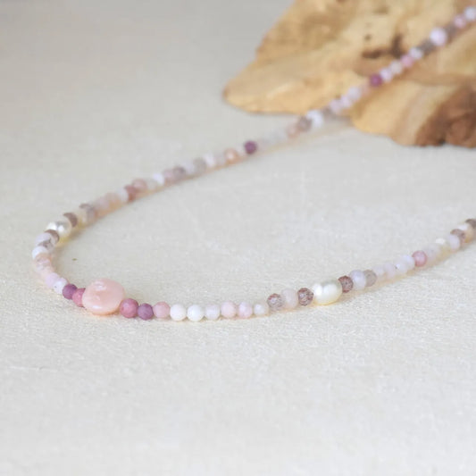 ピンクの湖 Pink Lake -Aussie Color Necklace-