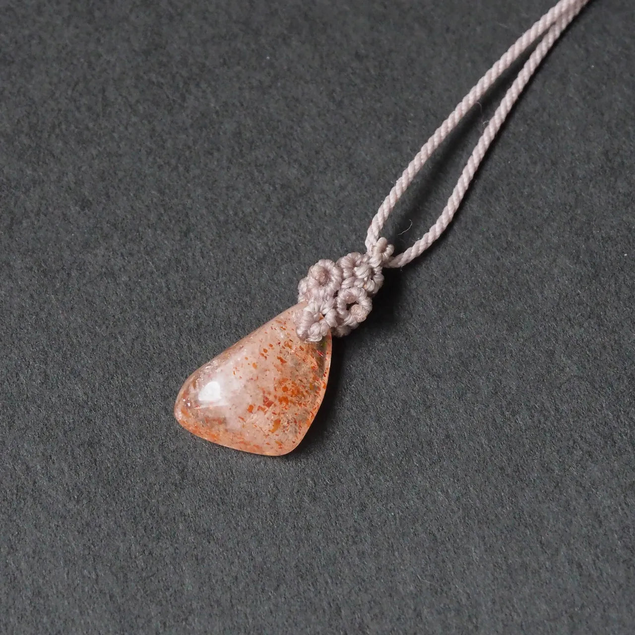 Lattice Sunstone