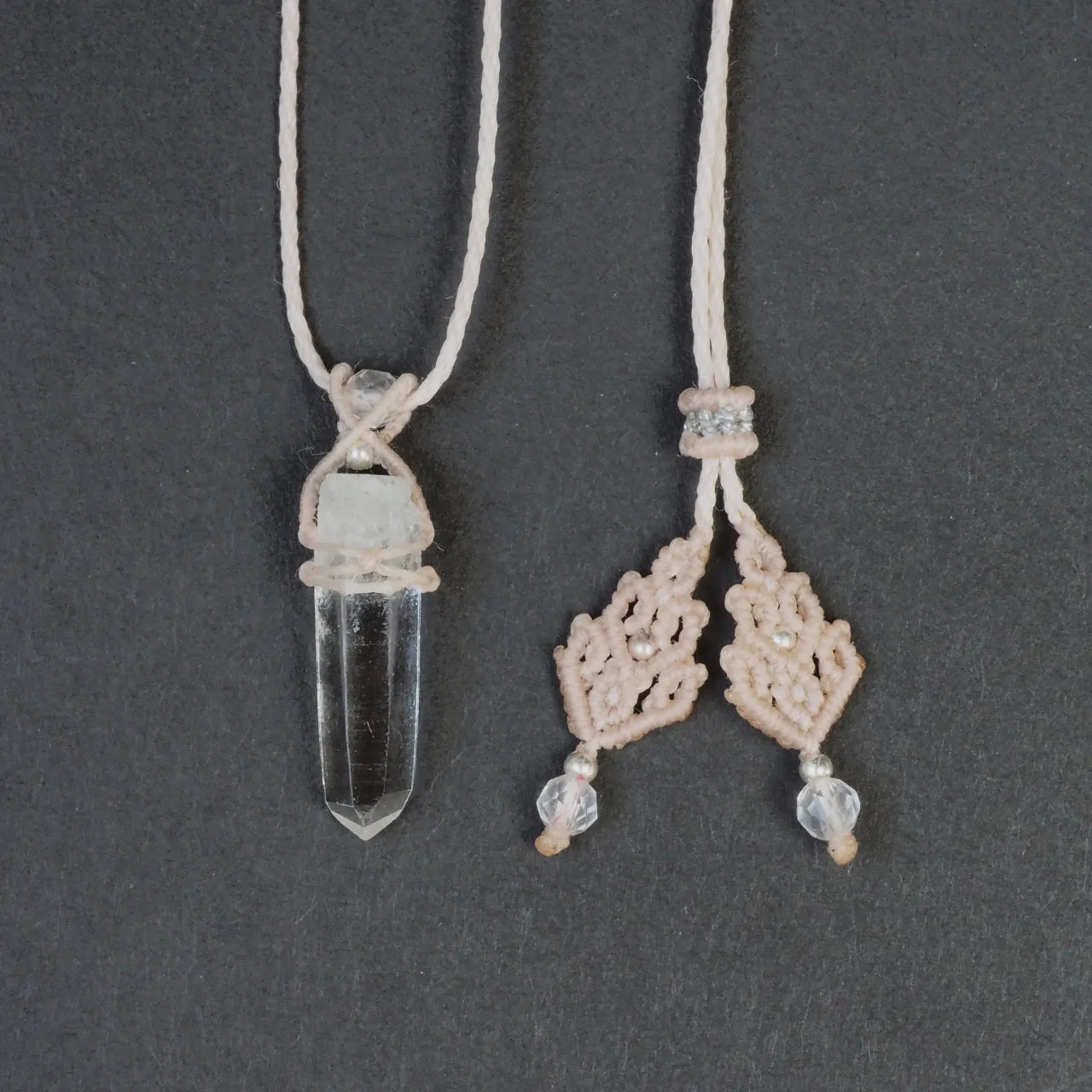 Himalaya Quartz Necklace Ivory (Ganesh Himal)