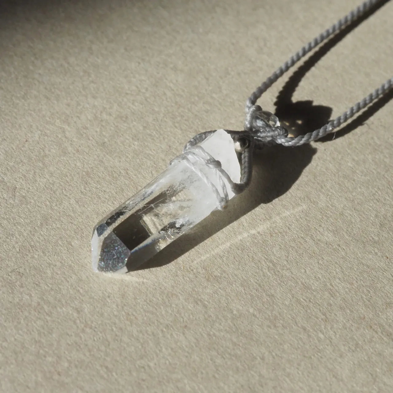 Himalaya Quartz Necklace Gray (Ganesh Himal)