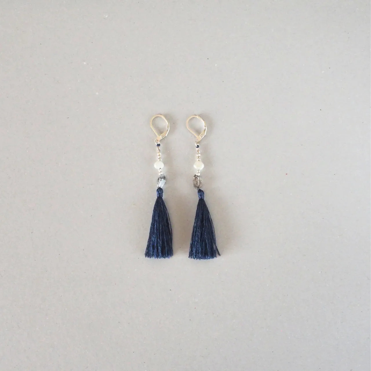 Wild Silk Earrings / Short / 藍