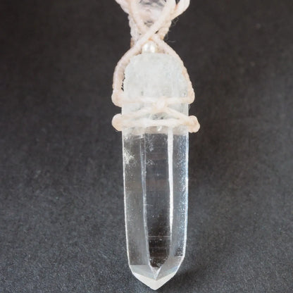 Himalaya Quartz Necklace Ivory (Ganesh Himal)