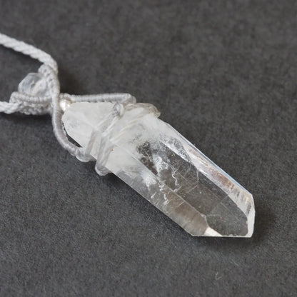 Himalaya Quartz Necklace Gray (Ganesh Himal)