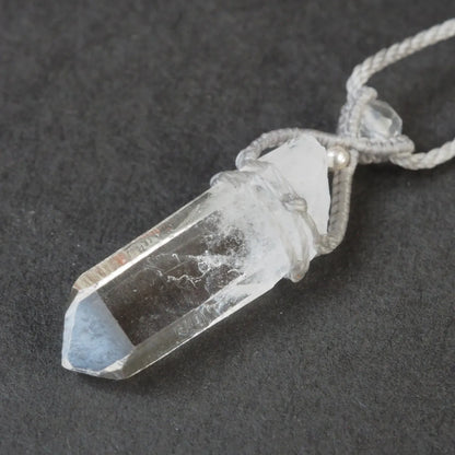 Himalaya Quartz Necklace Gray (Ganesh Himal)