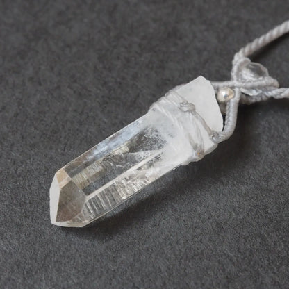 Himalaya Quartz Necklace Gray (Ganesh Himal)